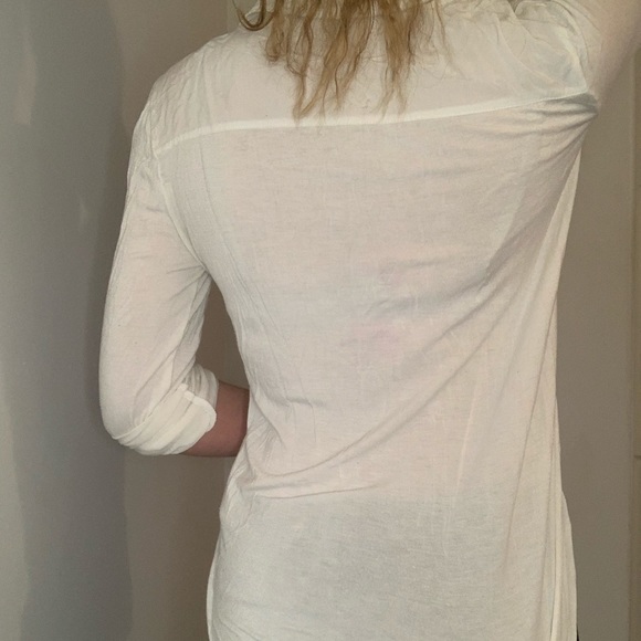 GUESS - White Blouse - Small stain spot (See Photos) - Picture 2 of 3